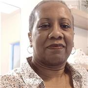 Coach professionnelle certifiée et spécialisée dans le développement de l'Etre